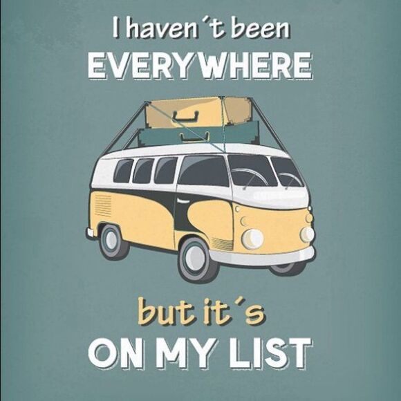 LAST IN STOCK: PINK ✨☀️🪸🌊Beach VW bus keychain✨🏷✨ - Picture 3 of 8